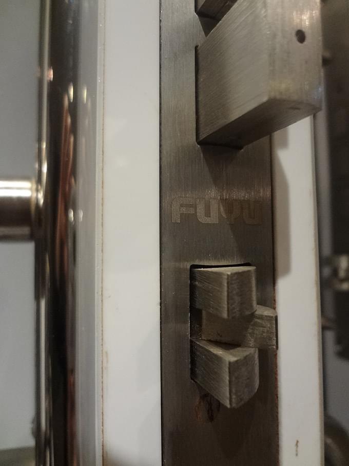 防盜別墅門(mén)鎖放大圖