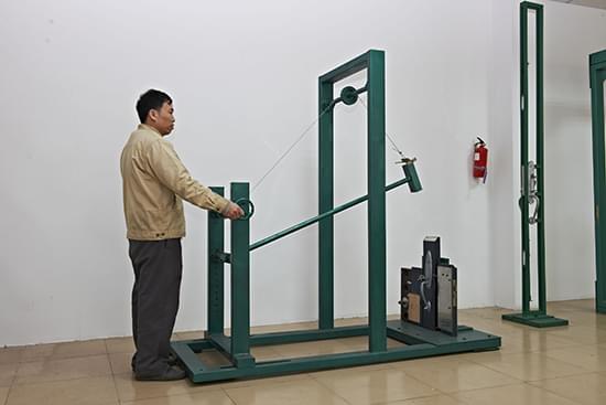 別墅門鎖結構穩定性測試